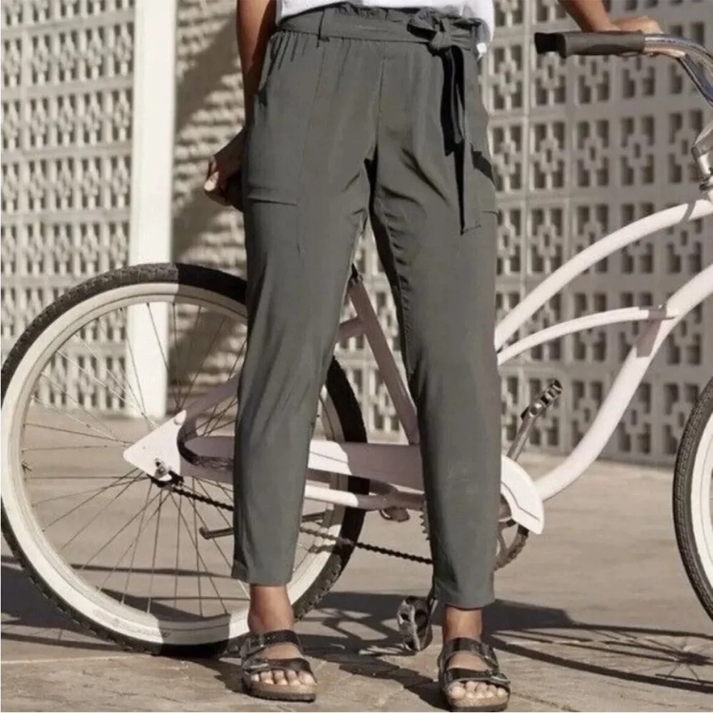 Athleta skyline high waist jogger pants Olive green 4 - Picture 6 of 13